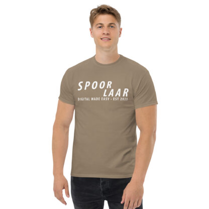 Spoorlaar 'Digital made easy' T-shirt witte tekst - Image 16