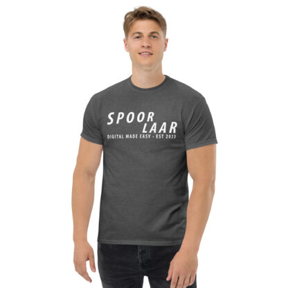 Spoorlaar 'Digital made easy' T-shirt witte tekst - Image 9